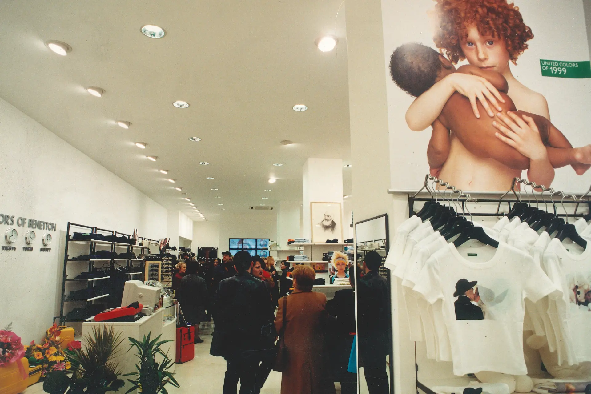 Inaugurazione dello store Benetton allestito nel 1999